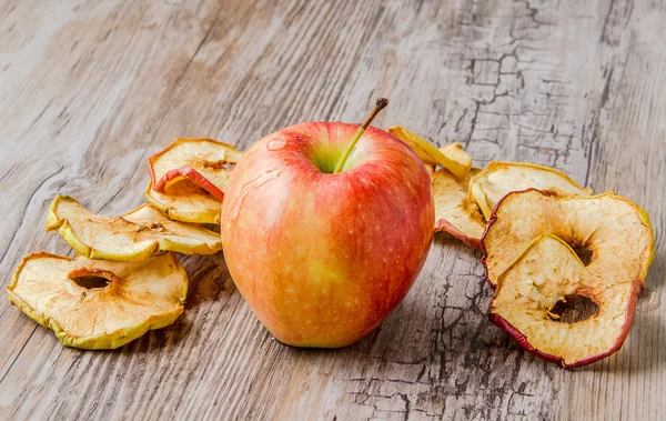 Dried slices of apple — Stock Photo, Image