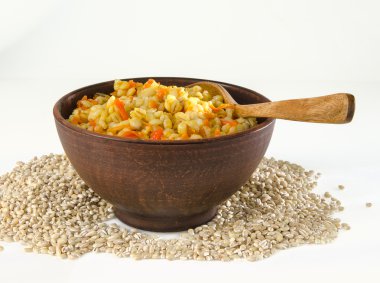 Seramik Bow'da inci yulaf lapası