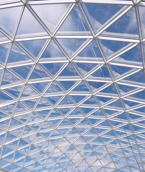 Glass Roof Modern Building Windows Metal Grid Blue Sky Pattern — Stock Photo, Image