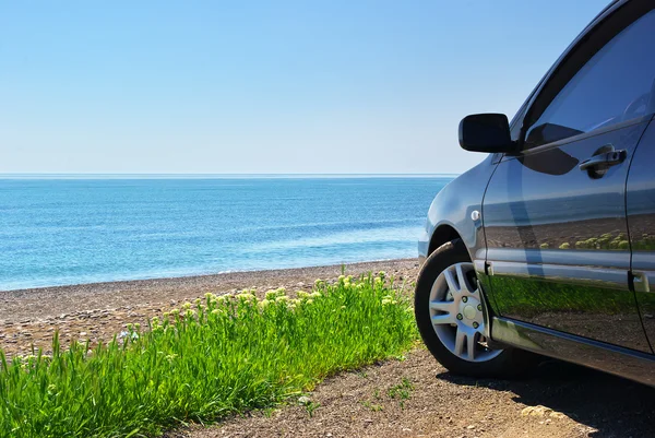 Carro no mar — Fotografia de Stock