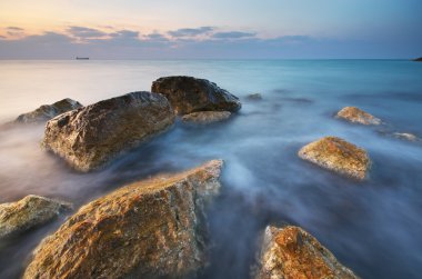 Doğanın güzel deniz manzarası