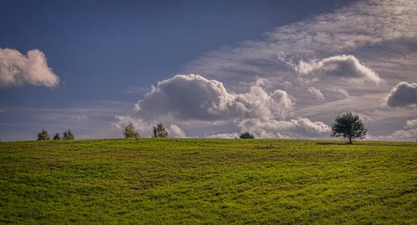 Small Hill Green Grass Beautiful Sky Lithuania Landscape — Stock Photo, Image