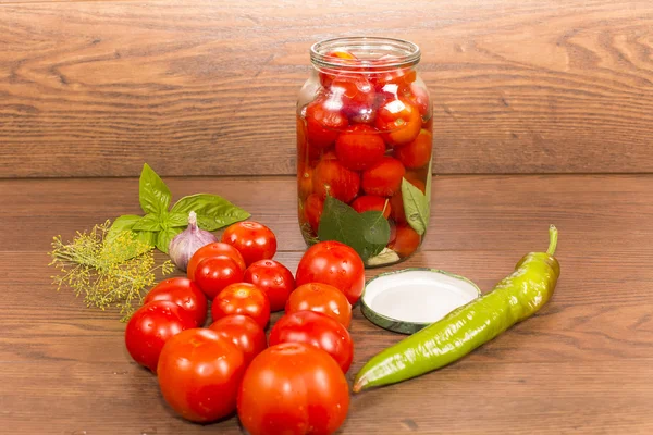 Canning tomatoes — Stock Photo, Image