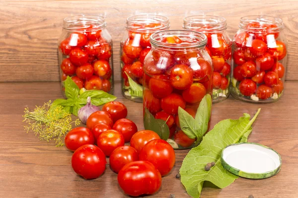 Konservering tomater — Stockfoto