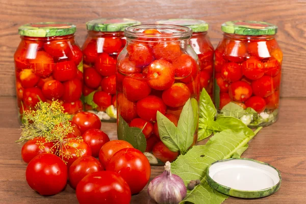 Tomatenkonserven — Stockfoto