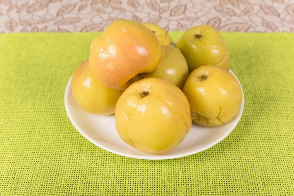 Pickled apples — Stock Photo, Image