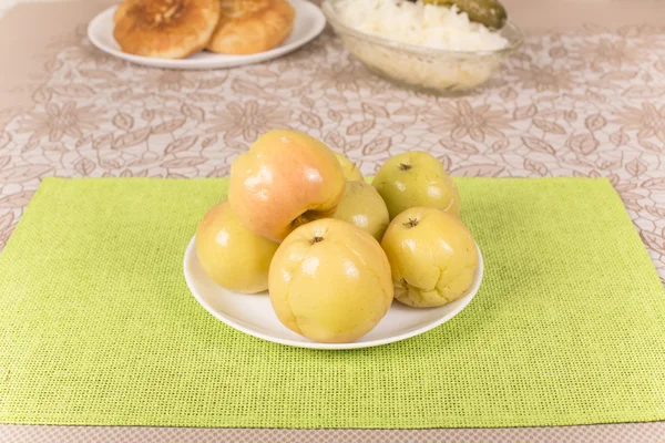 Manzanas en escabeche — Foto de Stock