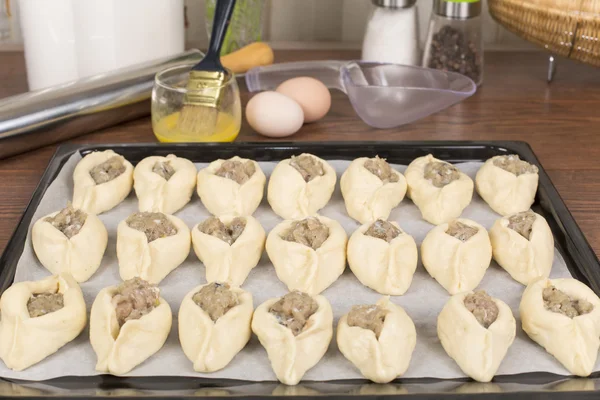 Taarten gemaakt voor proofing — Stockfoto