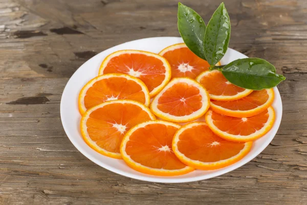 Röd apelsin skivad — Stockfoto