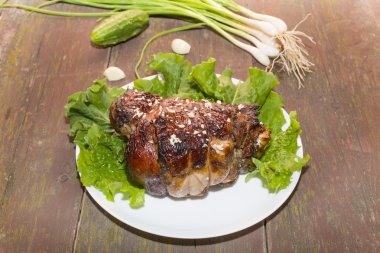 Kızarmış hindi budu.