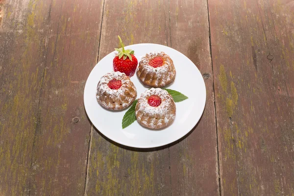 Aardbei cupcakes — Stockfoto