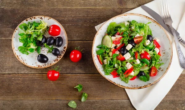 Salade de légumes au fromage feta — Photo