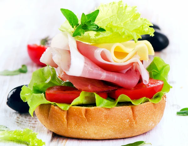 Fresh healthy sandwich — Stock Photo, Image