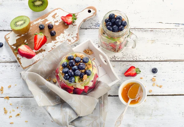 Colazione con Granola e Bacche — Foto Stock