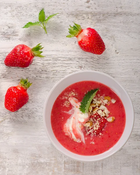 Sweet cold strawberry soup with mint. — Stock Photo, Image