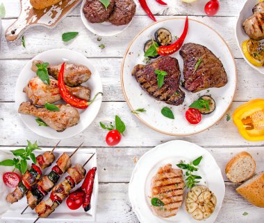 Çeşitli ızgara et 