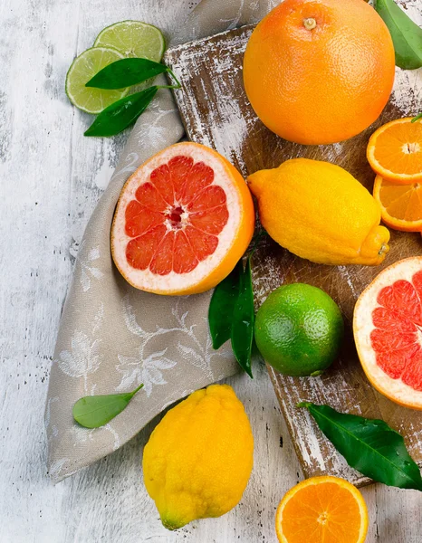 Fresh Citrus fruits — Stock Photo, Image