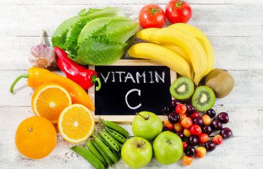 Gıdalar vitamin C ahşap oyun tahtası olarak yüksek.