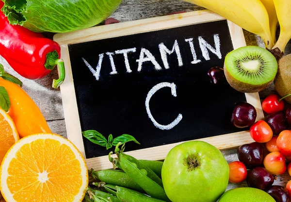 C vitamini yüksek gıdalar. — Stok fotoğraf