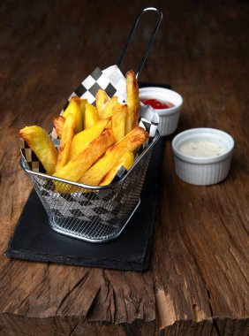 Ev yapımı patates kızartması.. 