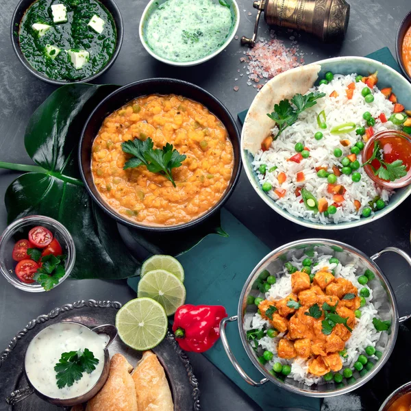 Cocina Tradicional India Recetas Indias Comida Variada Vista Superior Espacio — Foto de Stock