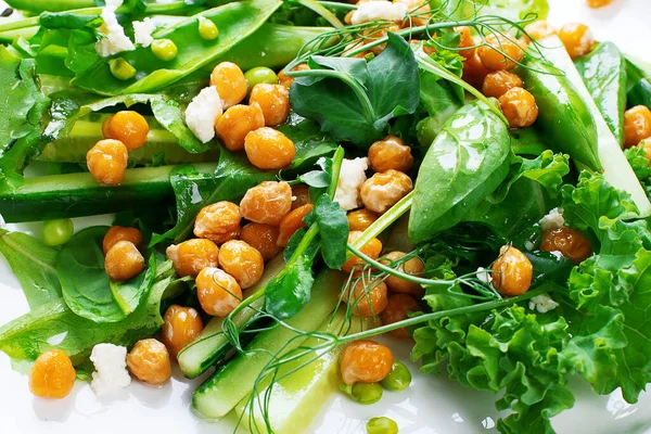 Ensalada Garbanzos Con Verduras Queso Vegano Comida Casera Vegana — Foto de Stock