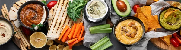 Diversi Tipi Hummus Con Stuzzichini Concetto Tradizionale Snack Fatti Casa — Foto Stock