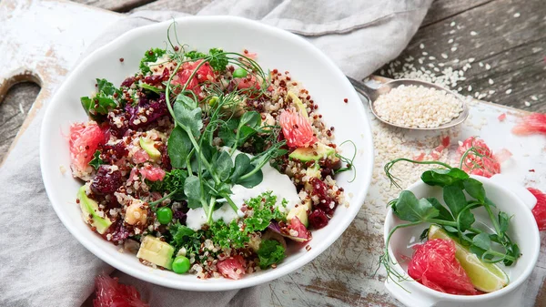 Salada Quinoa Com Toranja Conceito Alimentação Saudável — Fotografia de Stock