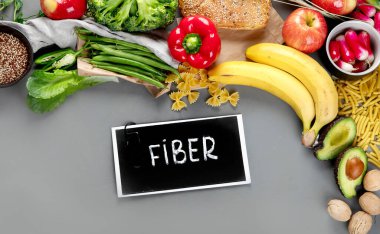 Yüksek Fiber Yiyecekler, sağlıklı dengeli diyet konsepti antioksidan, mineral ve vitamin açısından yüksek gıdalar. Bağışıklık güçlendirici. Düz., kopyalama alanı ile üst görünüm
