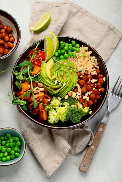 Buddha Castron Legume Amestecate Grătar Fundal Deschis Conceptul Alimentație Sănătoasă — Fotografie, imagine de stoc