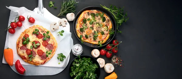 Italian Homemade Pepperoni Pizza Traditional Italian Cuisine — Stock Photo, Image