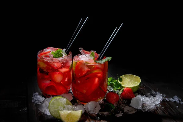 Fresh Made Strawberry Dark Background Summer Drinks Concept — Fotografia de Stock