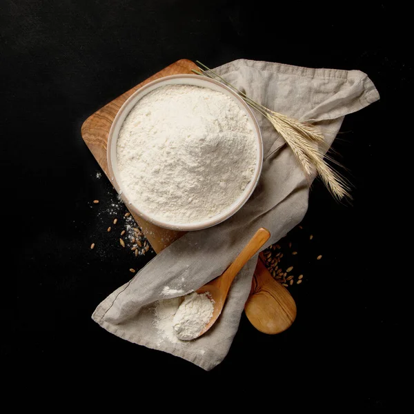 Wheat Flour Dark Background Food Preparing Concept Top View Copy — Stockfoto