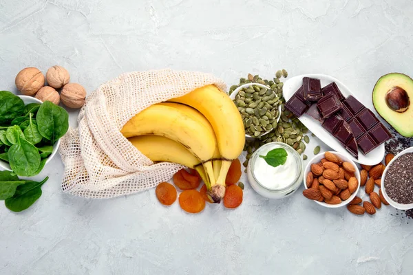 Sortiment Magnesiumhaltigen Produkten Gesunde Ernährung Ansicht Von Oben Kopierraum — Stockfoto