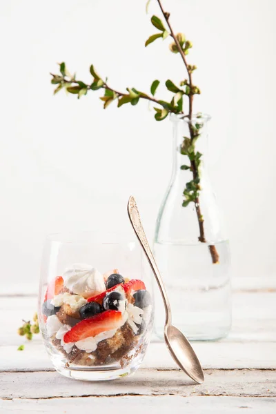 Trifles Made Fresh Berries Mascarpone Cream Portion Desserts — Stock Photo, Image