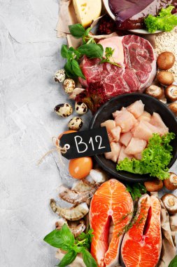 Uyku normalleşmesi için doğal B12 vitamini (Cobalamin) kaynakları; normal beyin fonksiyonlarının sağlanması; solunum sisteminin desteklenmesi; Alzheimer hastalığı tedavisi. Üst görünüm, düz görünüm, kopyalama alanı