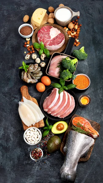 Fontes Naturais Proteína Fundo Escuro Conceito Dieta Equilibrada Saudável Vista — Fotografia de Stock