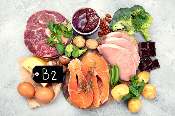 维生素B2含量高的食物 背景浅 健康饮食概念 — 图库照片
