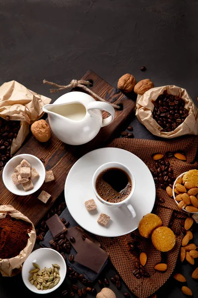 Coffee Snacks Black Background Table Setting Top View Flat Lay — Stock Photo, Image