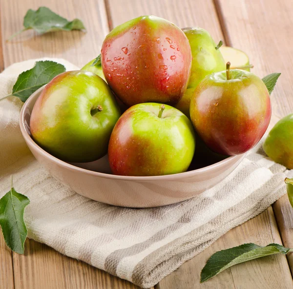 Fresh apples — Stock Photo, Image