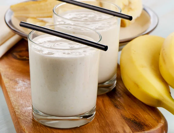 Sweet banana smoothie — Stock Photo, Image