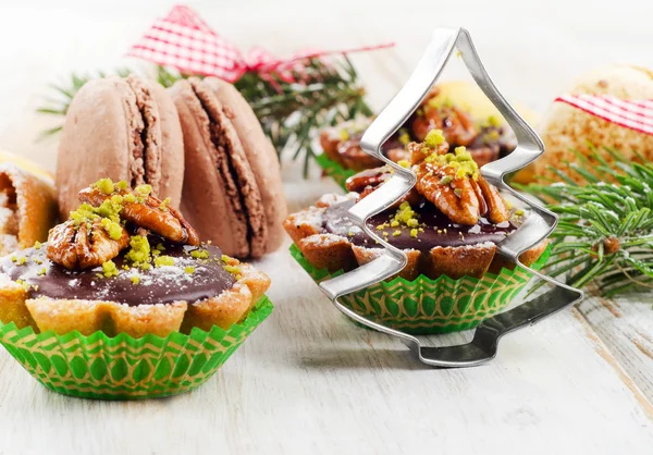 Desserts mit Weihnachtsdekoration — Stockfoto