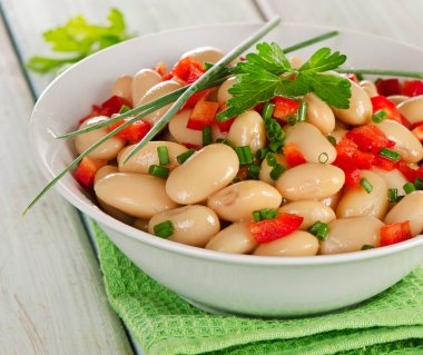 beyaz fasulye salatası