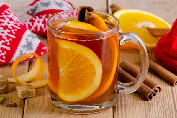 Té de Navidad con especias —  Fotos de Stock