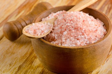 Himalaya pembe tuzu