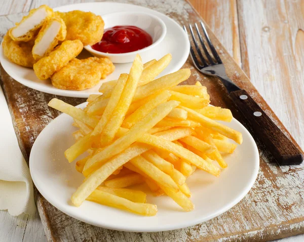 Batatas fritas — Fotografia de Stock