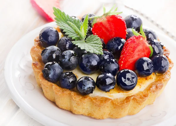 Fresh blueberries tart — Stock Photo, Image