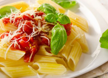 Bolonez soslu Penne makarna