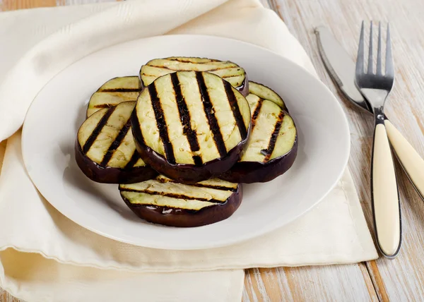 Grillade äggplantsskivor — Stockfoto