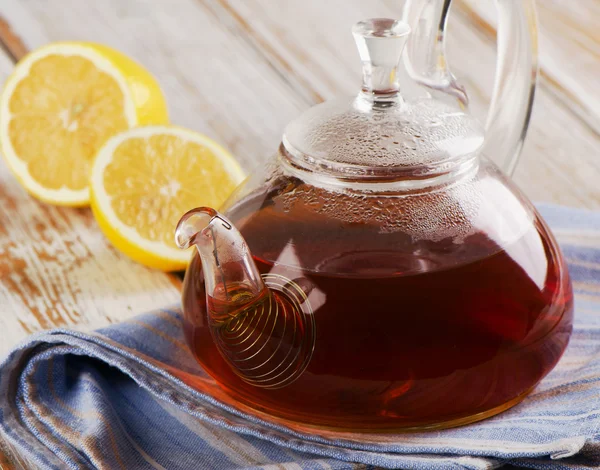 Teiera di tè con limone — Foto Stock